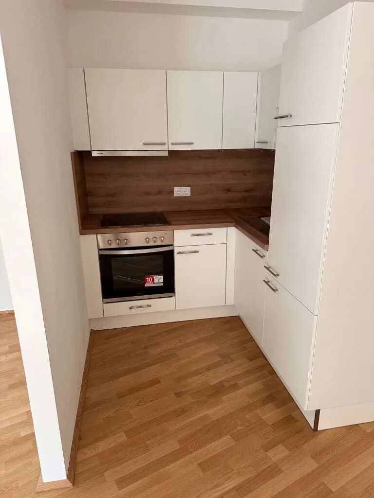 1-Zimmer-Gewerbeimmobilie mieten in Tulln – 42 m², € 582 – Bild 7 von 16