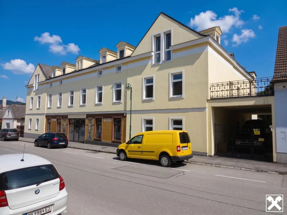 Gewerbeimmobilie mieten in Neunkirchen – 100 m², € 1.150