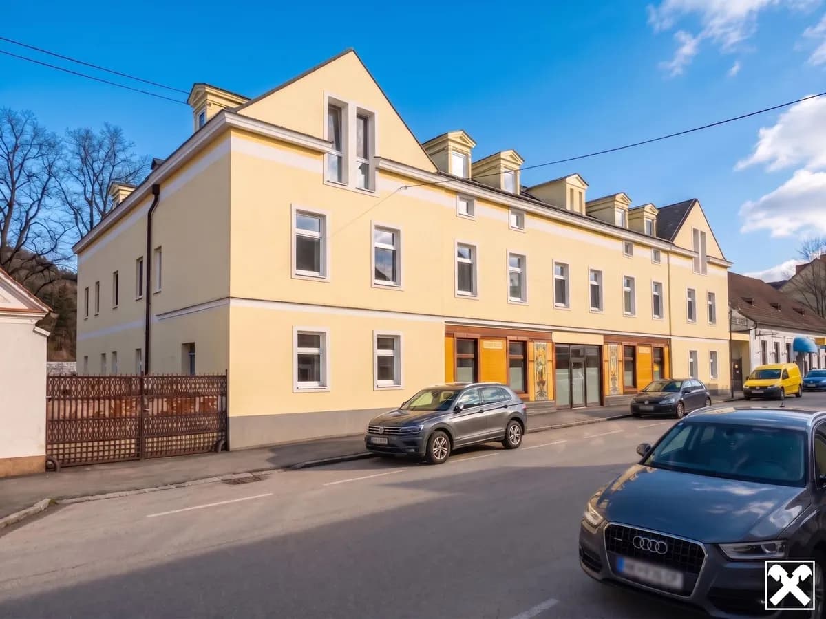 Gewerbeimmobilie mieten in Neunkirchen – 100 m², € 1.150 – Bild 2 von 4