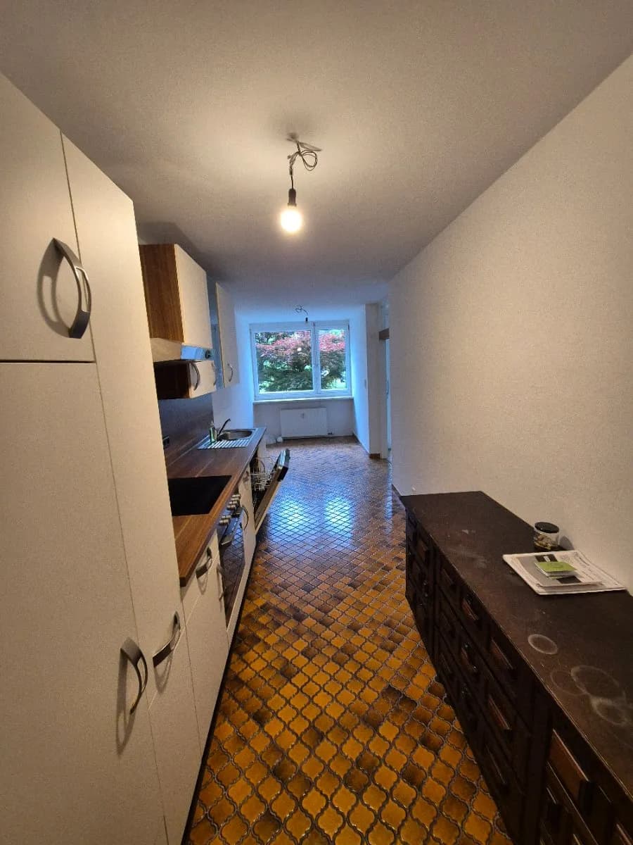 Wohnung mieten in Salzburg Stadt – 9 m², € 560 – Bild 2 von 12