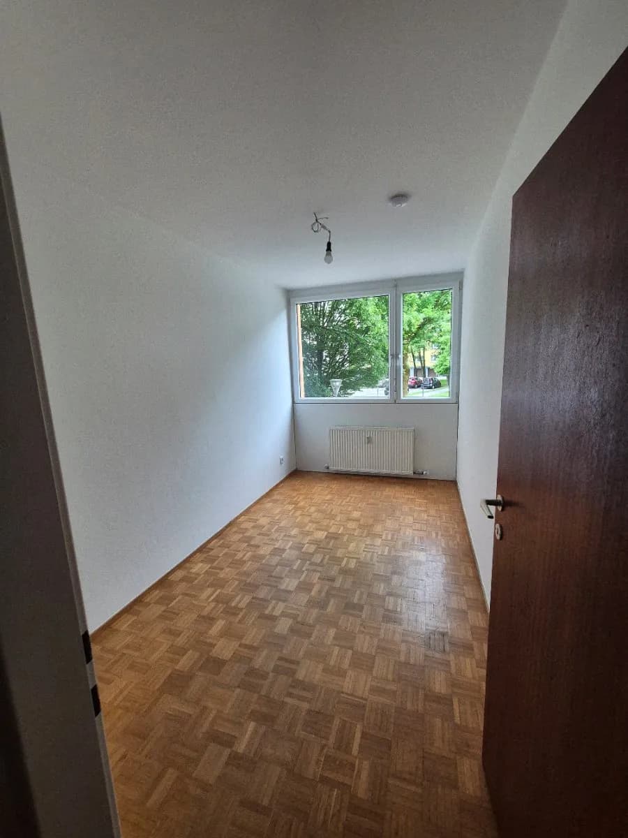 Wohnung mieten in Salzburg Stadt – 9 m², € 560 – Bild 9 von 12