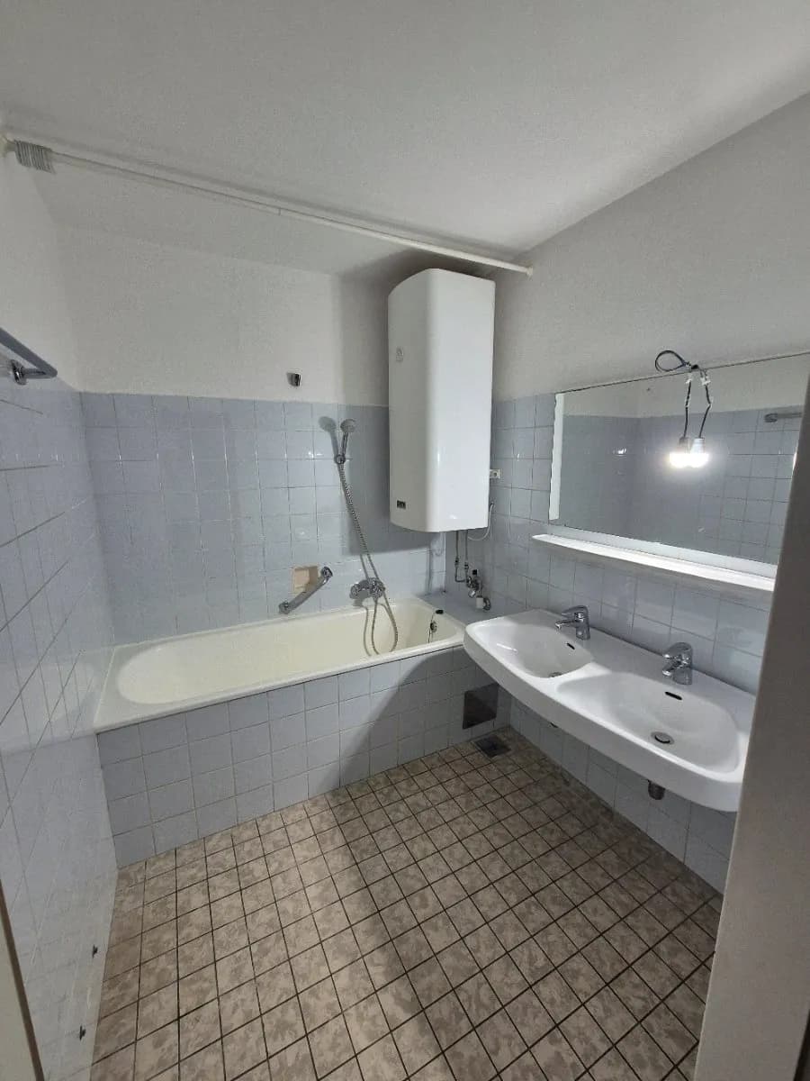 Wohnung mieten in Salzburg Stadt – 9 m², € 560 – Bild 10 von 12