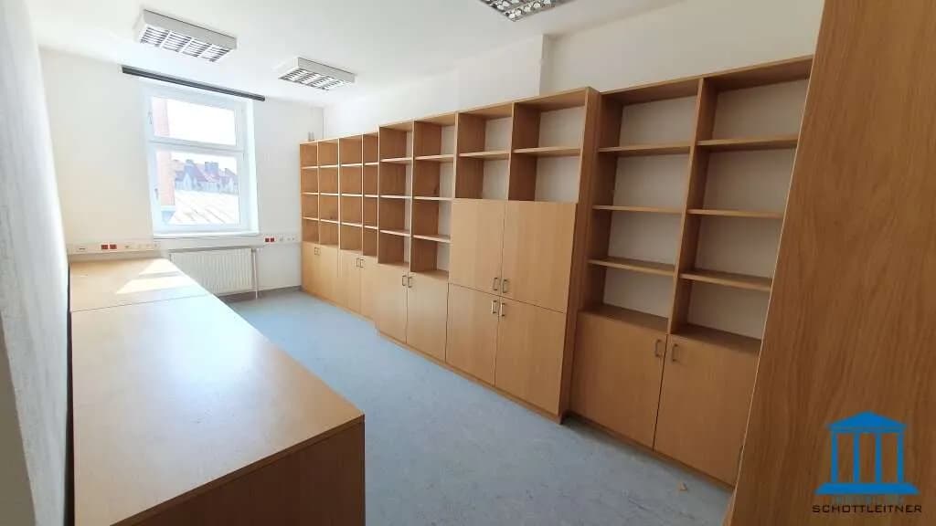8-Zimmer-Gewerbeimmobilie mieten in Wiener Neustadt – 289 m², € 1.699 – Bild 7 von 21