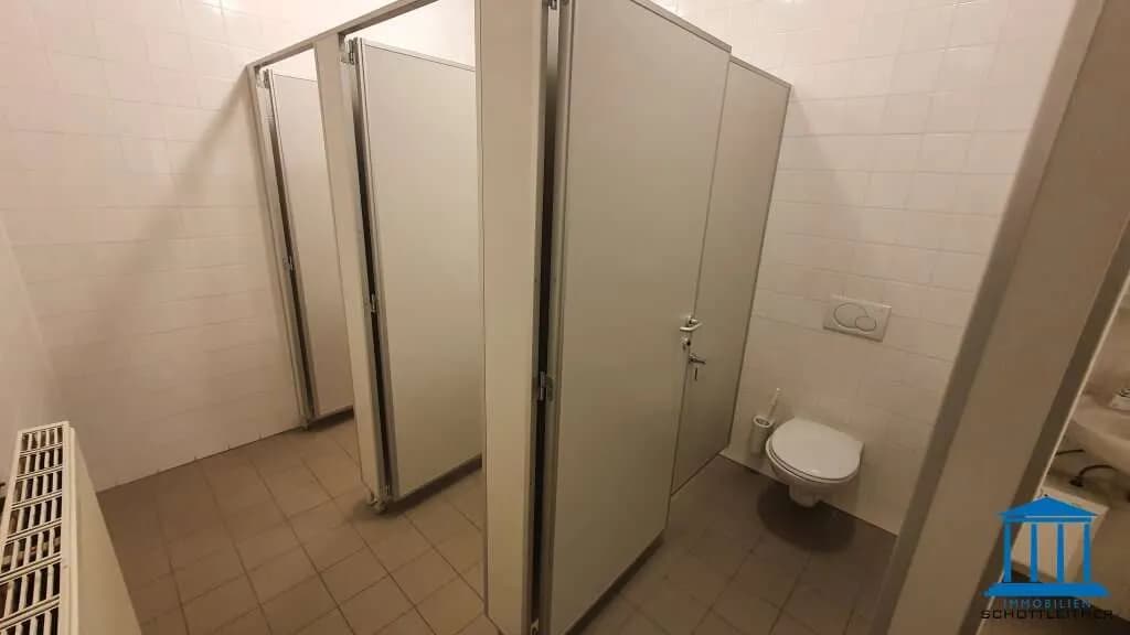 8-Zimmer-Gewerbeimmobilie mieten in Wiener Neustadt – 289 m², € 1.699 – Bild 16 von 21