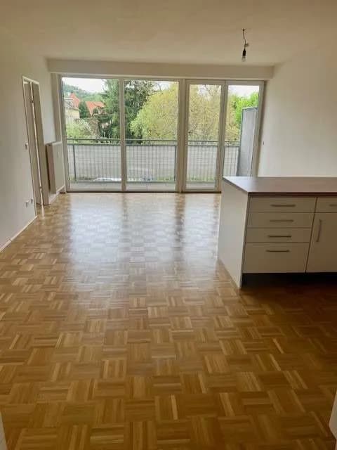 4-Zimmer-Wohnung mieten in Graz – 89 m², € 1.242 – Bild 2 von 8