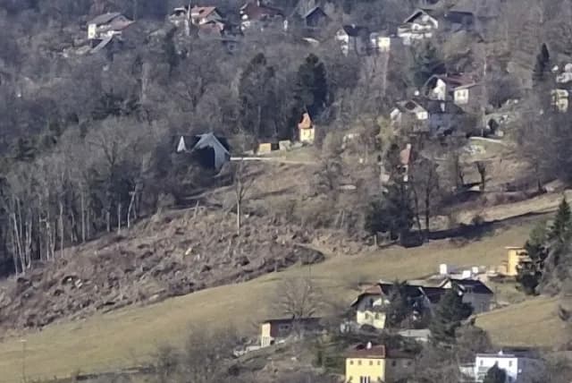 Grundstück kaufen in Villach – 2 017 m², € 750.000 – Bild 4 von 6