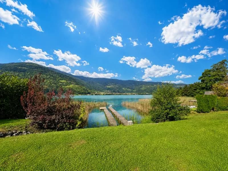 Grundstück kaufen in Feldkirchen – 1 660 m², € 3.950.000