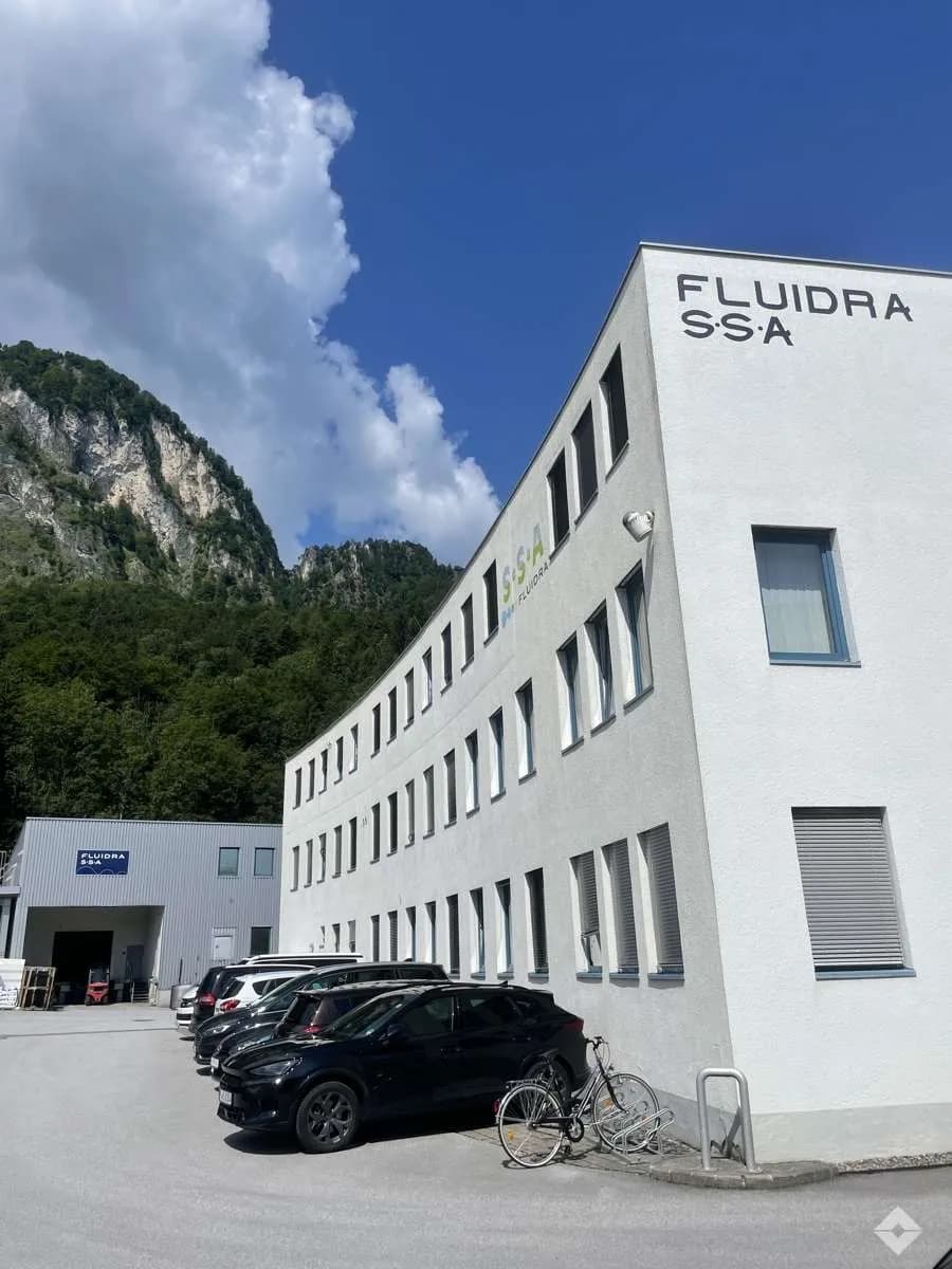 Gewerbeimmobilie mieten in Salzburg-Umgebung – 7 300 m², € 38.000 – Bild 3 von 13