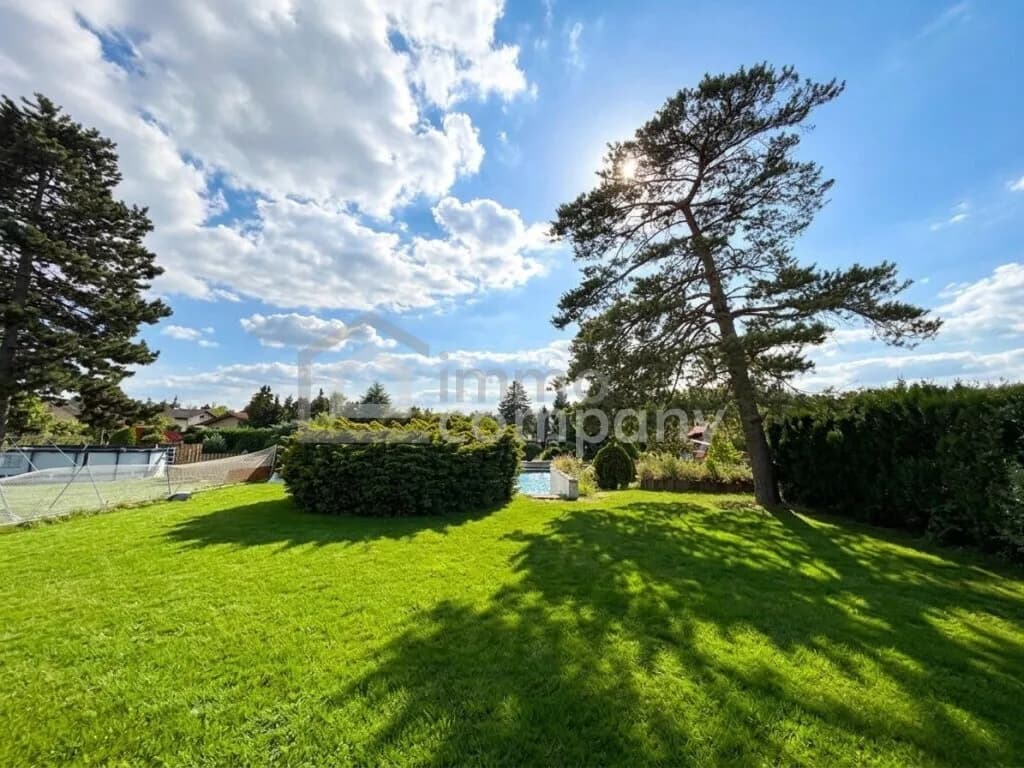 Immobilie kaufen in Gänserndorf – 800 m², € 290.000 – Bild 2 von 7