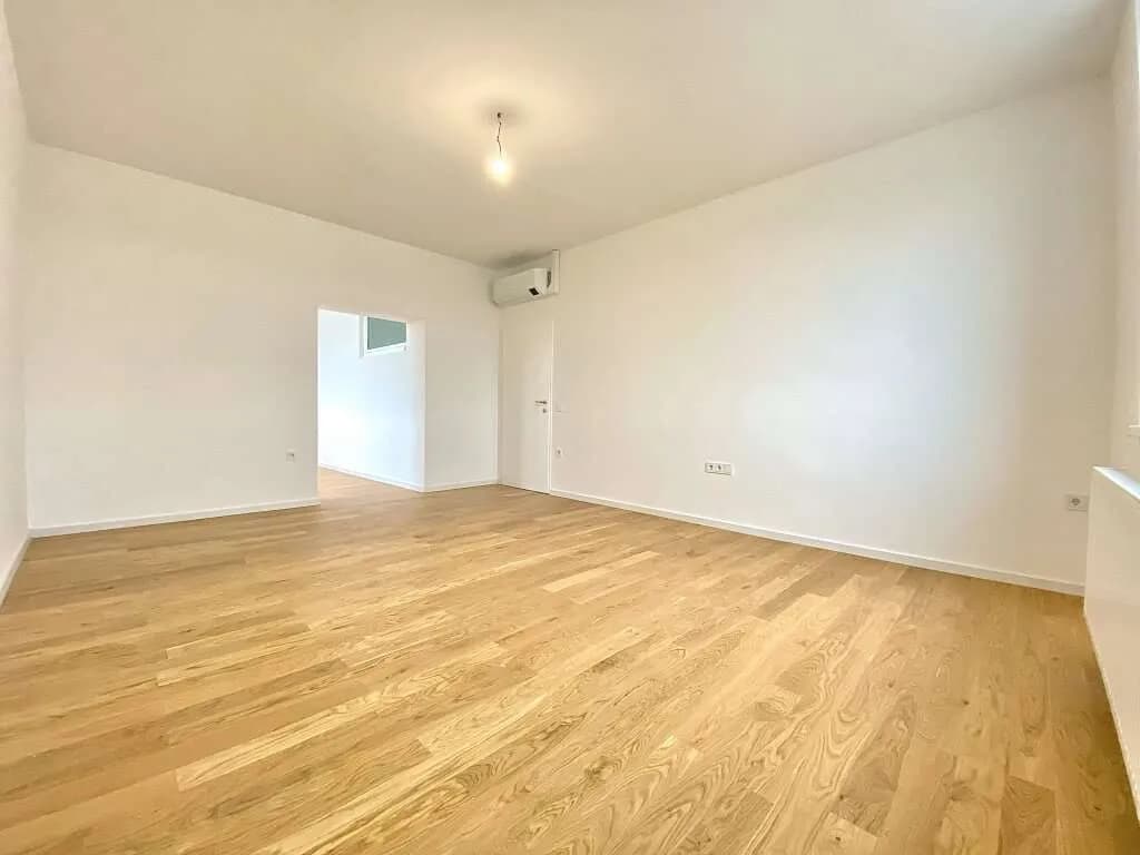 5-Zimmer-Gewerbeimmobilie mieten in Korneuburg – 127 m², € 1.190 – Bild 3 von 8