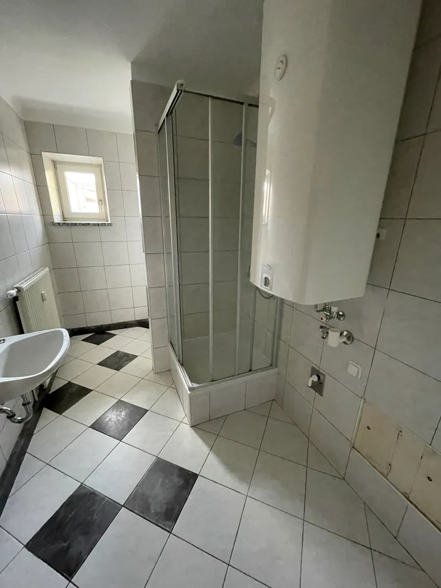 2-Zimmer-Wohnung mieten in Bruck-Mürzzuschlag – 63 m², € 636 – Bild 8 von 9