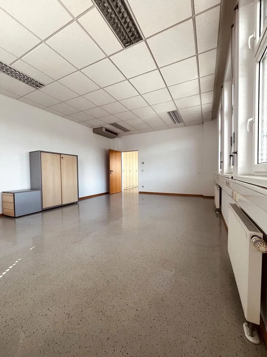 Gewerbeimmobilie mieten in Linz – 152 m², € 1.824 – Bild 5 von 11
