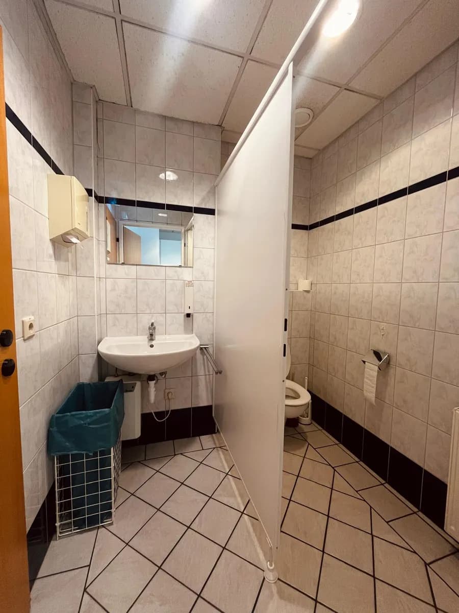 Gewerbeimmobilie mieten in Linz – 152 m², € 1.824 – Bild 10 von 11