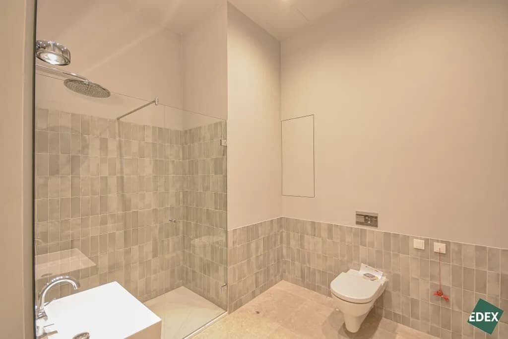 Gewerbeimmobilie mieten in Wien – 239 m², € 28 – Bild 8 von 14