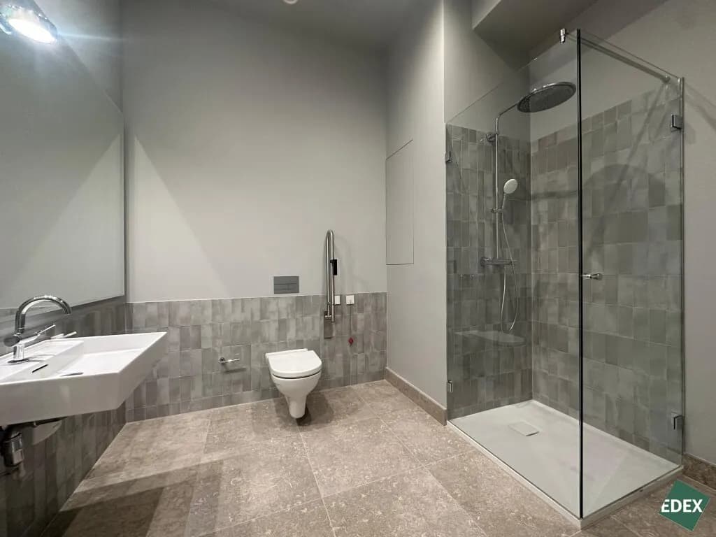 Gewerbeimmobilie mieten in Wien – 632 m², € 28 – Bild 4 von 18