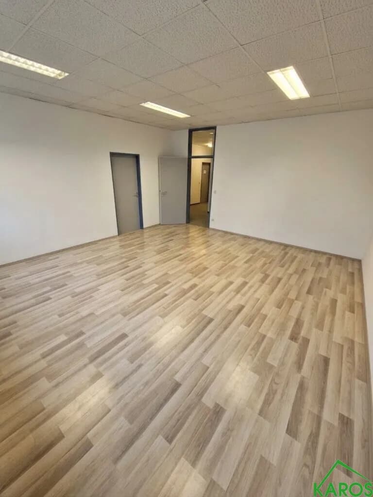 1-Zimmer-Gewerbeimmobilie mieten in Wien – 30 m², € 331 – Bild 4 von 6
