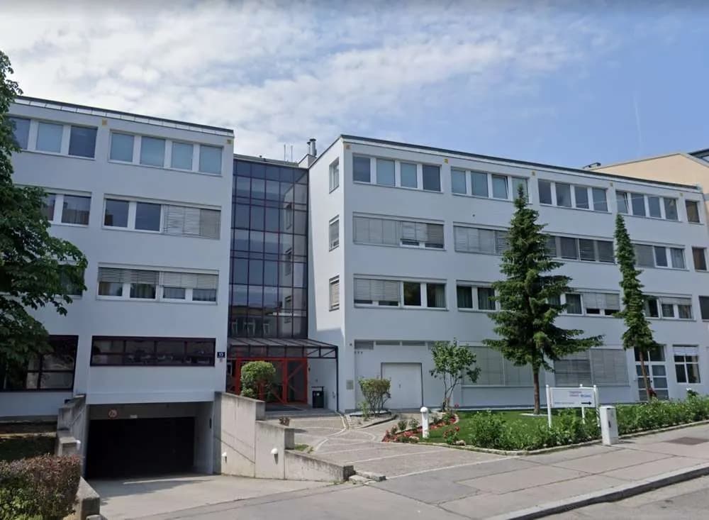 Gewerbeimmobilie mieten in Wien – 857 m², € 8 – Bild 2 von 3