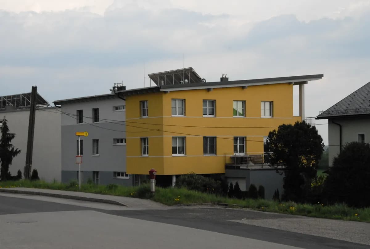 3-Zimmer-Wohnung mieten in Perg – 112 m², € 1.260 – Bild 2 von 13