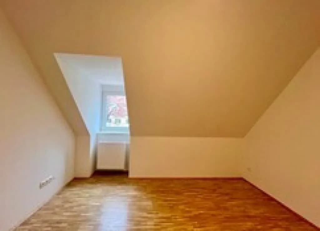 3-Zimmer-Wohnung mieten in Graz – 96,1 m², € 1.237 – Bild 2 von 5