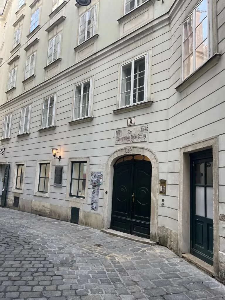 1-Zimmer-Wohnung kaufen in Wien – 40,02 m², € 600.000 – Bild 11 von 18
