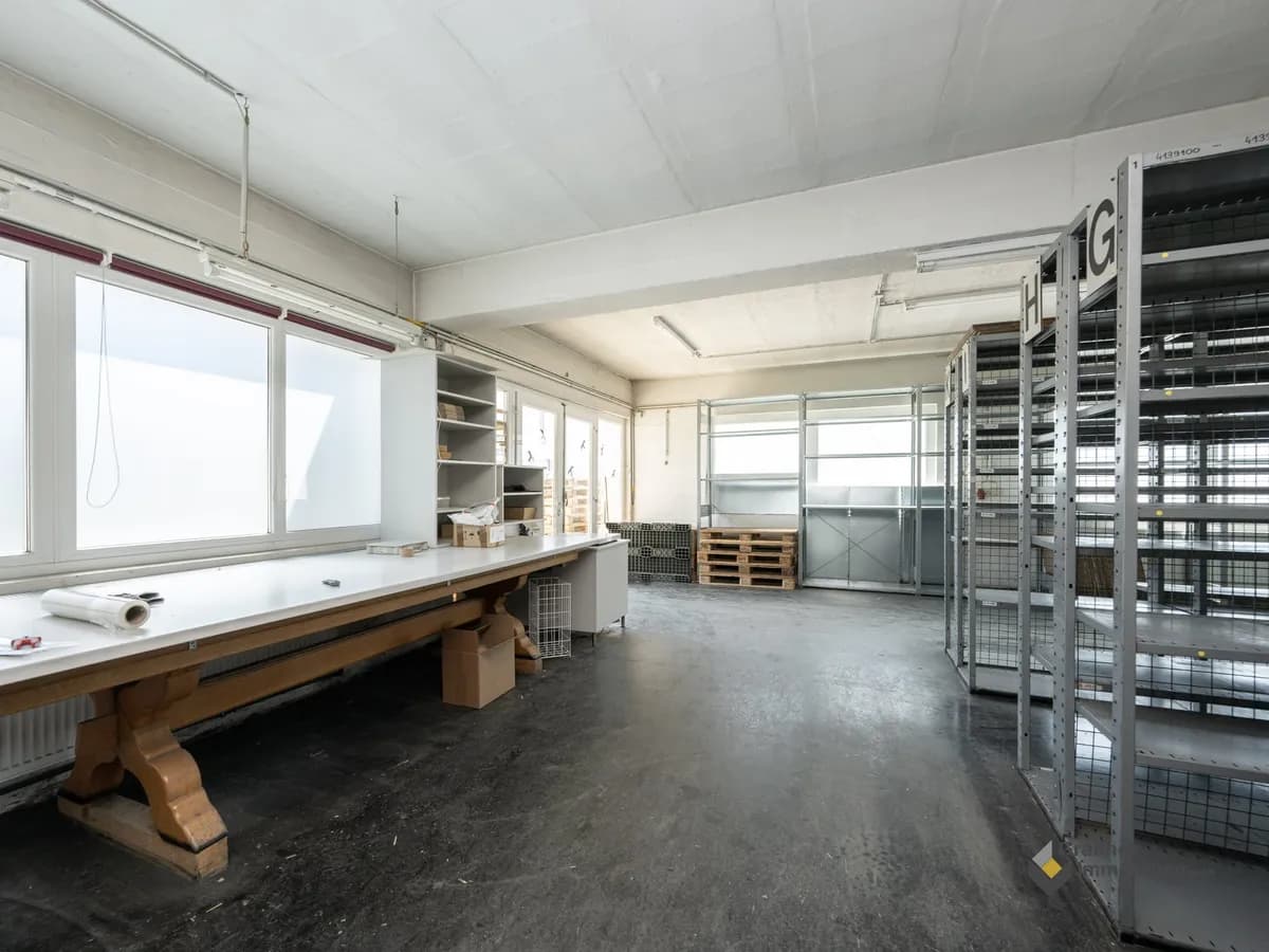 Gewerbeimmobilie mieten in Baden – 772 m², € 4.500 – Bild 4 von 8