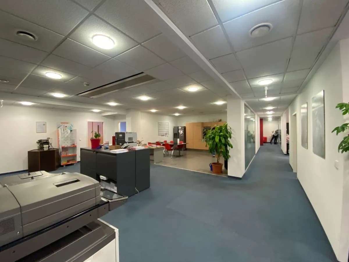 Gewerbeimmobilie mieten in Wien – 390 m², € 14 – Bild 4 von 9