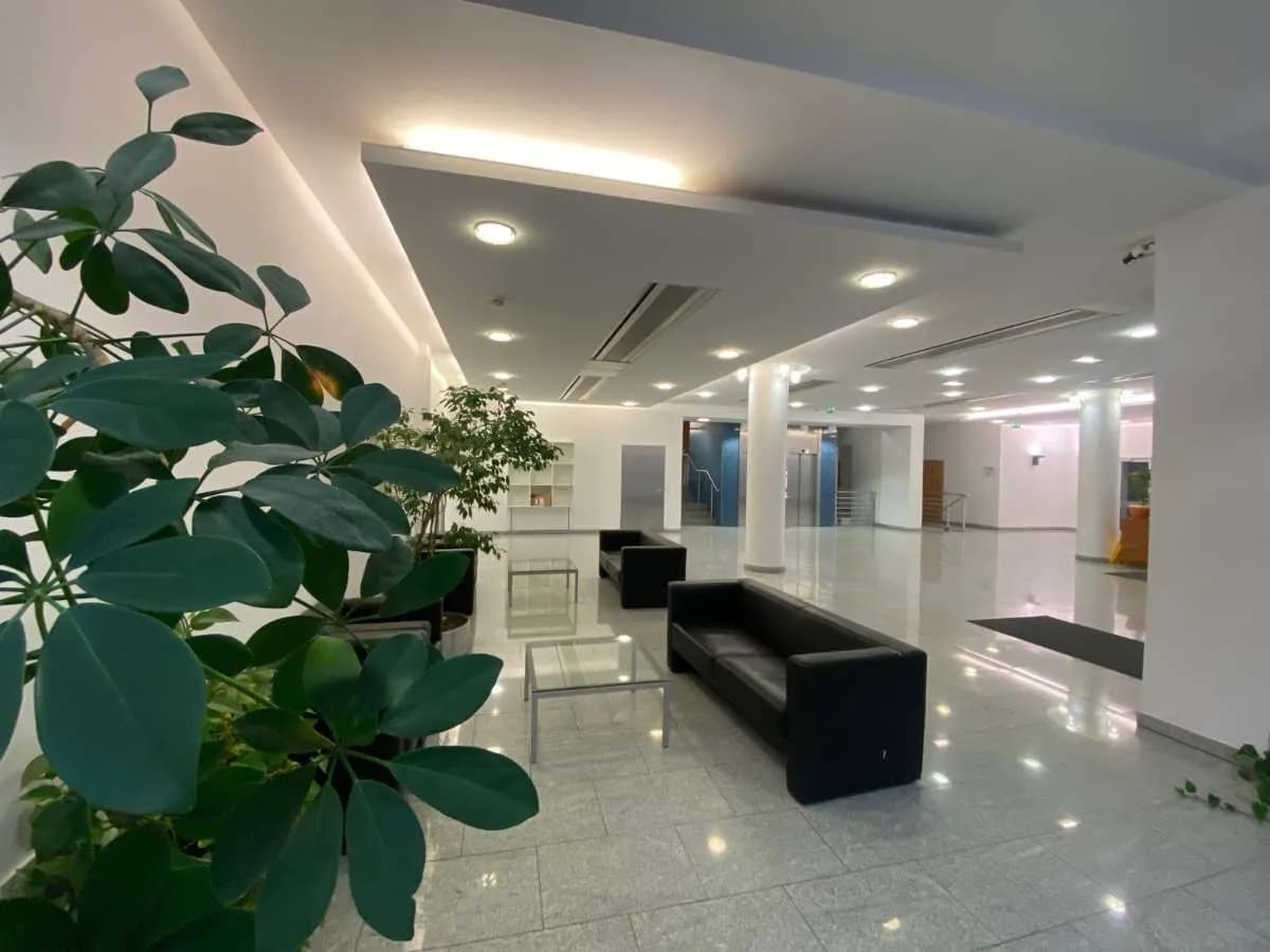 Gewerbeimmobilie mieten in Wien – 390 m², € 14 – Bild 7 von 9