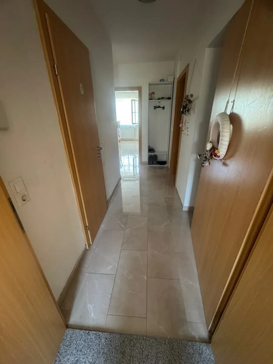 5-Zimmer-Wohnung mieten in Sankt Pölten Land – 126 m², € 1.650 – Bild 2 von 8