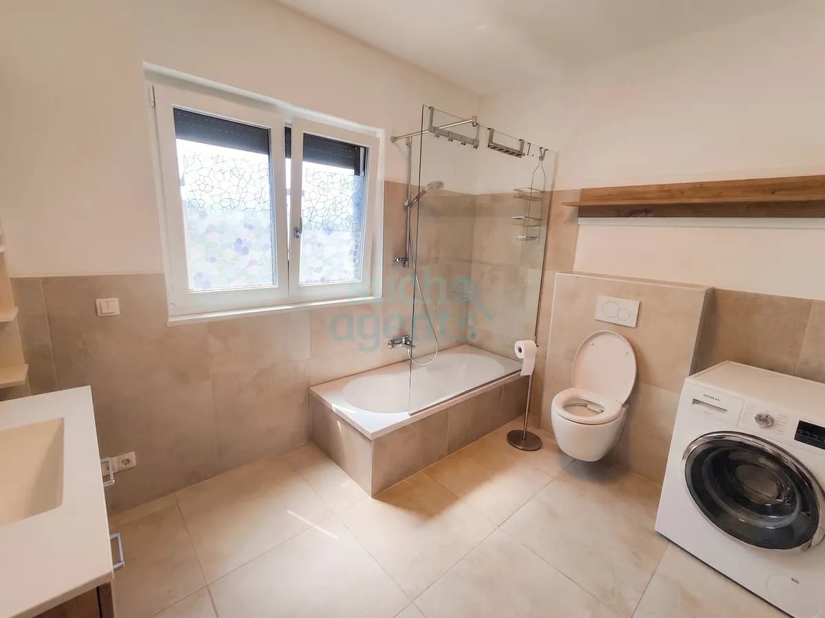 5-Zimmer-Wohnung kaufen in Vöcklabruck – 135,1 m², € 570.000 – Bild 4 von 6