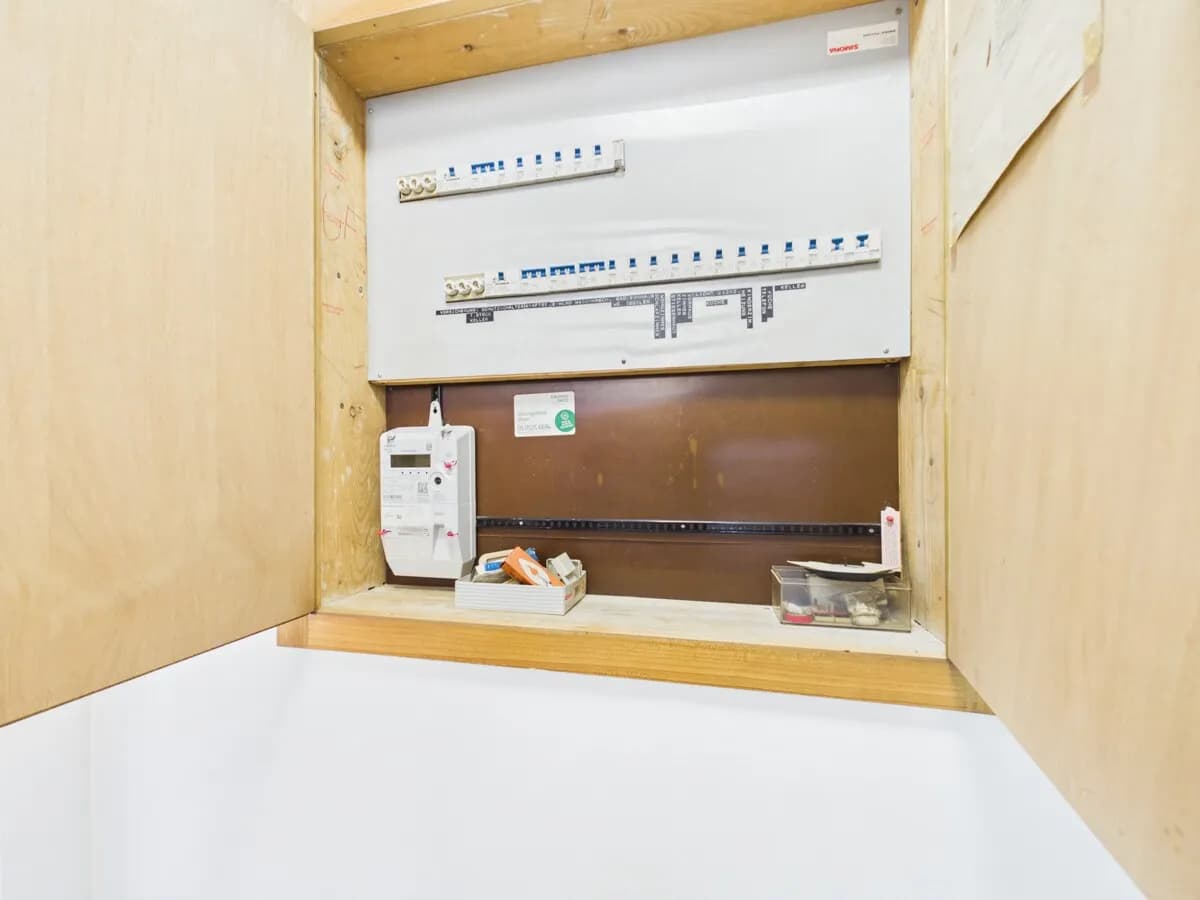 5-Zimmer-Gewerbeimmobilie kaufen in Feldkirchen – 148,72 m², € 294.000 – Bild 39 von 42