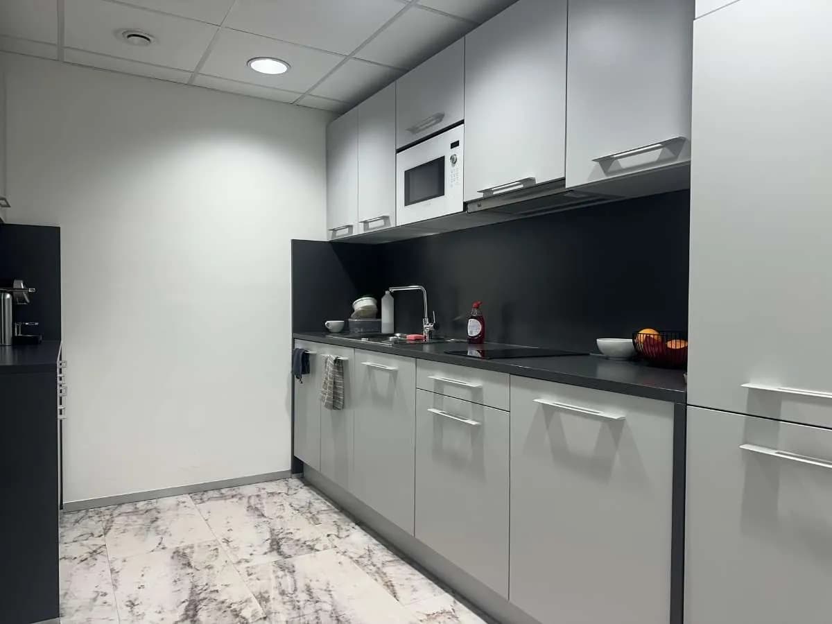 Gewerbeimmobilie mieten in Wien – 221 m², € 17 – Bild 7 von 17