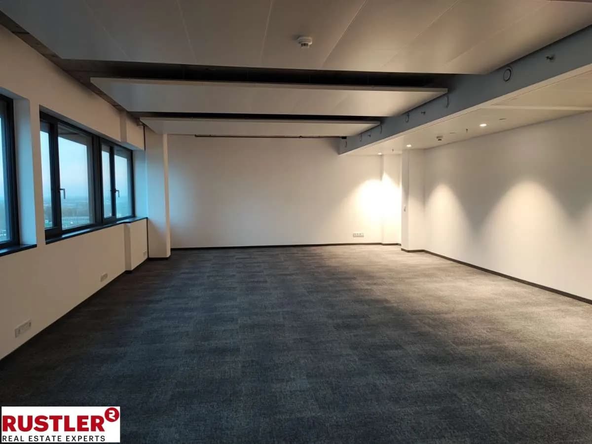 Gewerbeimmobilie mieten in Wien – 961 m², € 20.085 – Bild 2 von 8