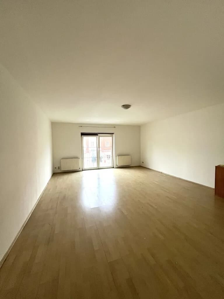 1-Zimmer-Wohnung mieten in Jennersdorf – 55,5 m², € 493 – Bild 2 von 4