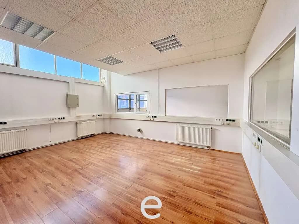 Gewerbeimmobilie mieten in Mödling – 336 m², € 6.250 – Bild 3 von 11