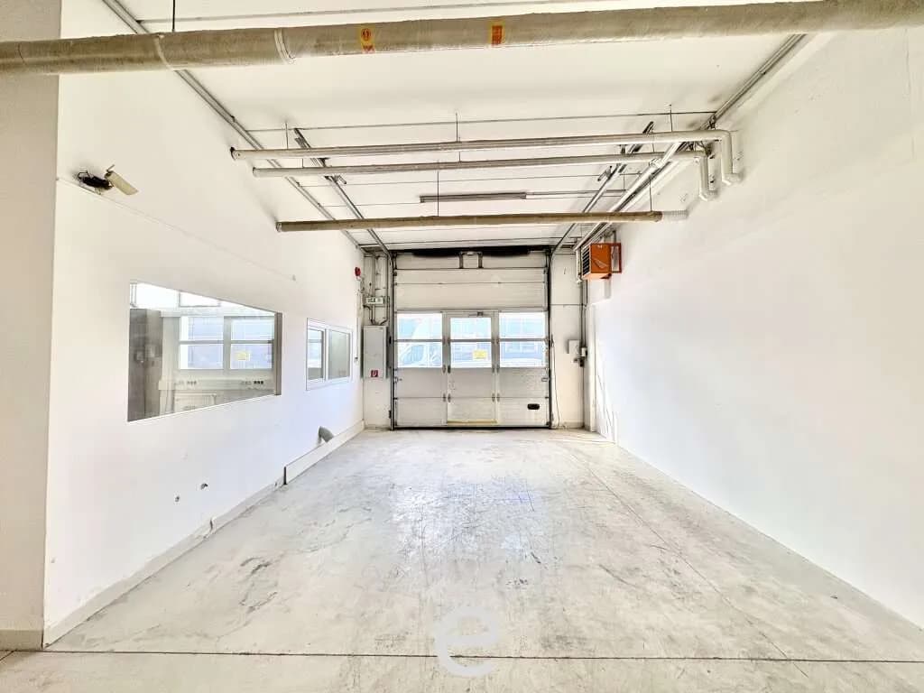 Gewerbeimmobilie mieten in Mödling – 336 m², € 6.250 – Bild 9 von 11