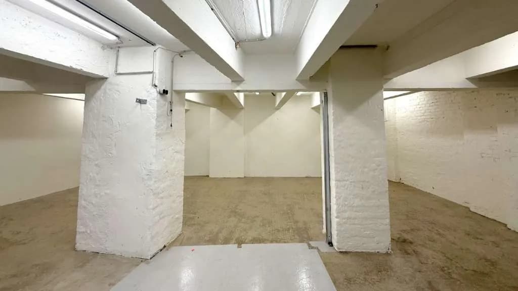 Gewerbeimmobilie mieten in Wien – 649 m², € 9.088 – Bild 9 von 16