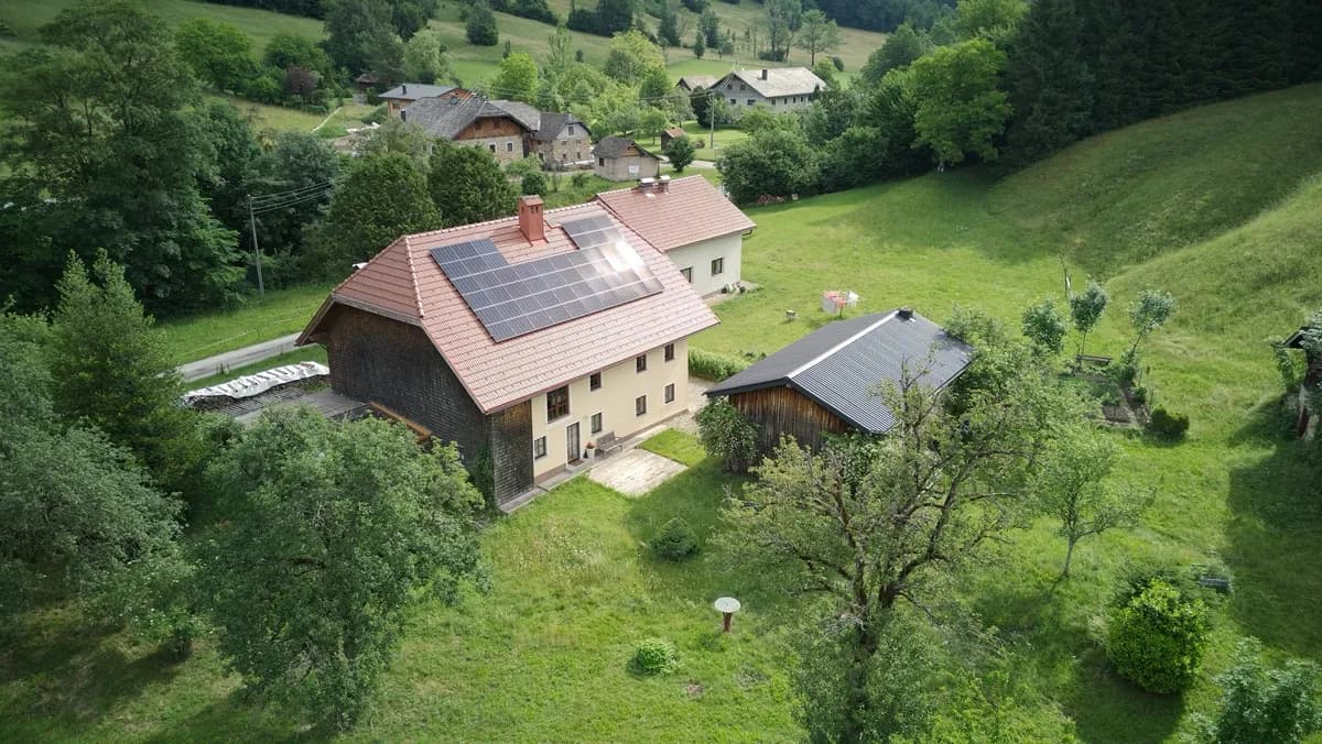 10-Zimmer-Haus mieten in Vöcklabruck – 250 m², € 2.900 – Bild 3 von 31