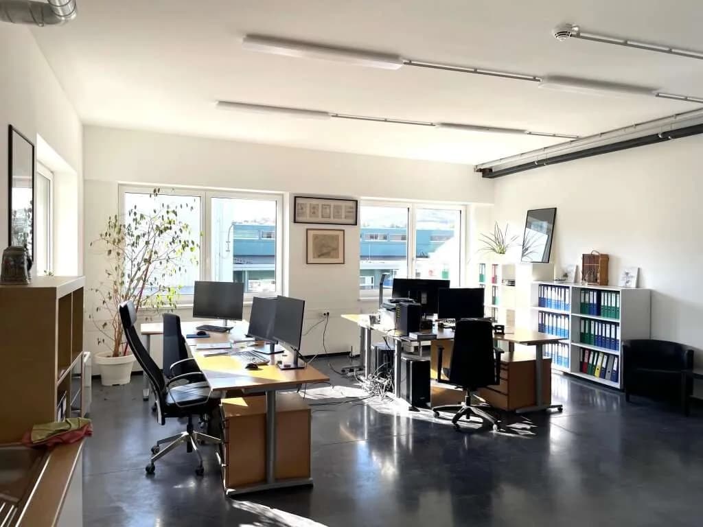 Gewerbeimmobilie mieten in Wien – 49 m², € 728