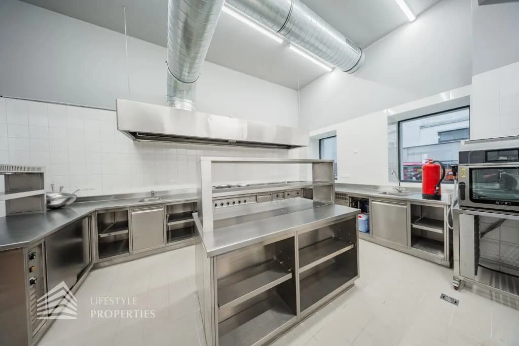 1-Zimmer-Gewerbeimmobilie mieten in Wien – 196 m², € 3.734 – Bild 17 von 28