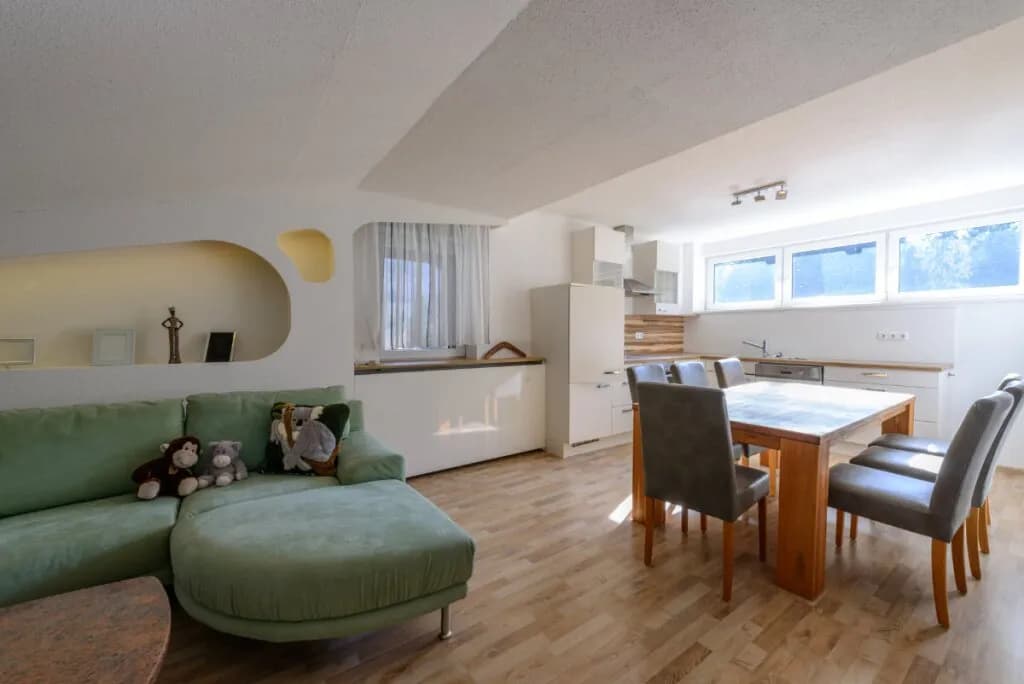 10-Zimmer-Gewerbeimmobilie kaufen in Gmunden – 359 m², € 798.000 – Bild 8 von 22
