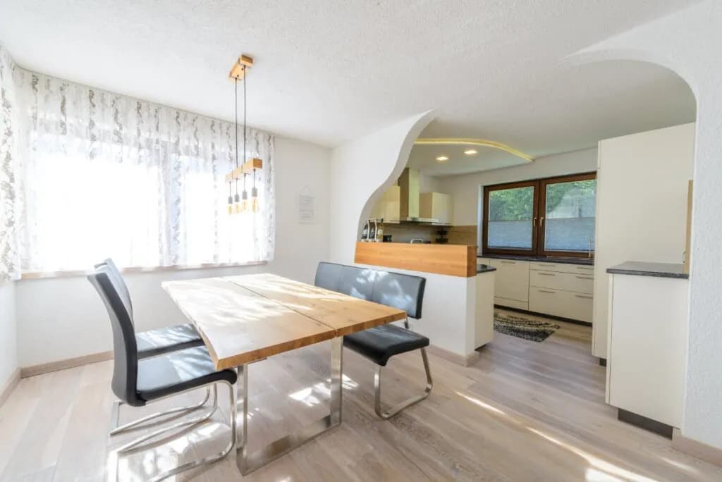 10-Zimmer-Gewerbeimmobilie kaufen in Gmunden – 359 m², € 798.000 – Bild 10 von 22