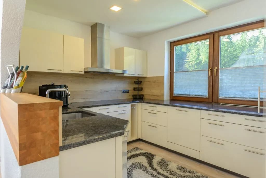 10-Zimmer-Gewerbeimmobilie kaufen in Gmunden – 359 m², € 798.000 – Bild 11 von 22