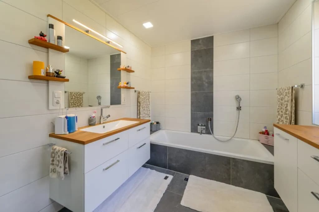10-Zimmer-Gewerbeimmobilie kaufen in Gmunden – 359 m², € 798.000 – Bild 14 von 22