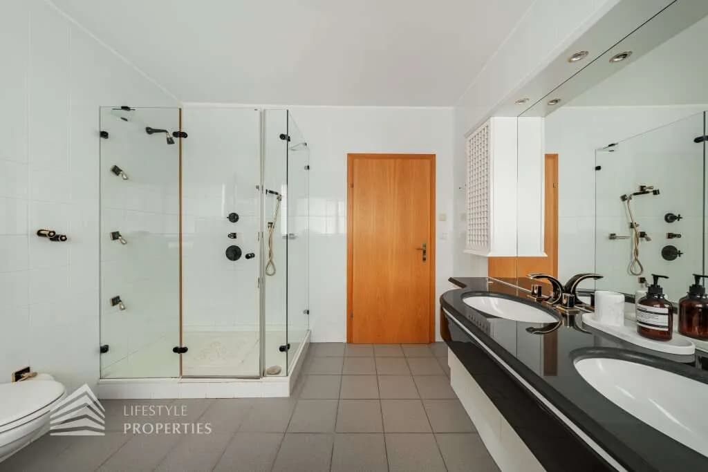 8-Zimmer-Gewerbeimmobilie mieten in Wien – 326 m², € 12.500 – Bild 27 von 49