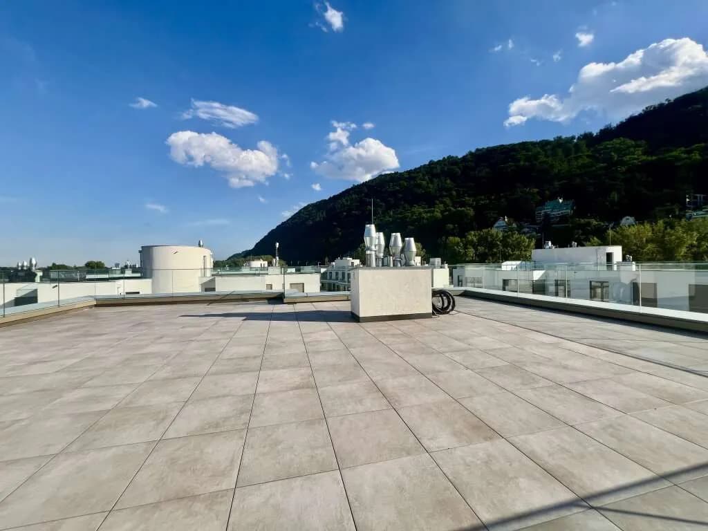 4-Zimmer-Wohnung mieten in Wien – 169,01 m², € 5.640 – Bild 2 von 30