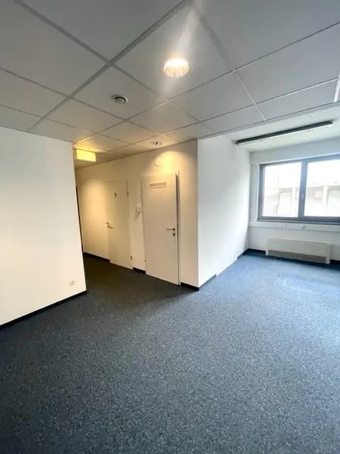 5-Zimmer-Gewerbeimmobilie mieten in Wien – 266 m², € 3.484 – Bild 14 von 17