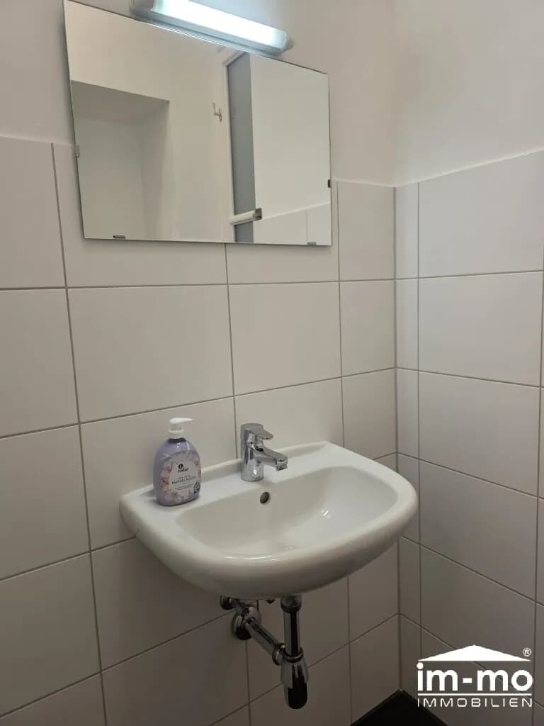 2-Zimmer-Gewerbeimmobilie mieten in Wien – 104 m², € 1.494 – Bild 17 von 22