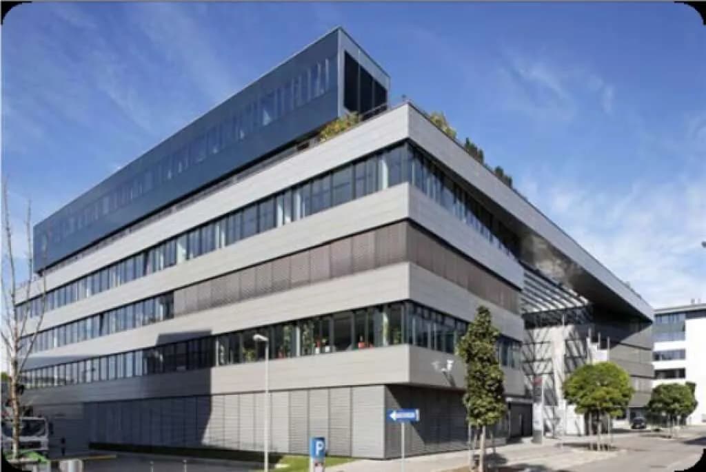 Gewerbeimmobilie mieten in Wien – 203 m², € 4.324