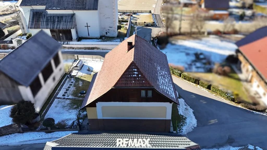 6-Zimmer-Haus kaufen in Feldkirchen – 155 m², € 185.000 – Bild 3 von 7