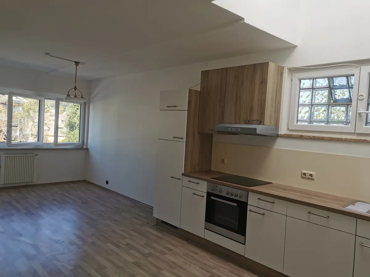 Gewerbeimmobilie kaufen in Feldkirchen – 696 m², € 320.000 – Bild 2 von 10